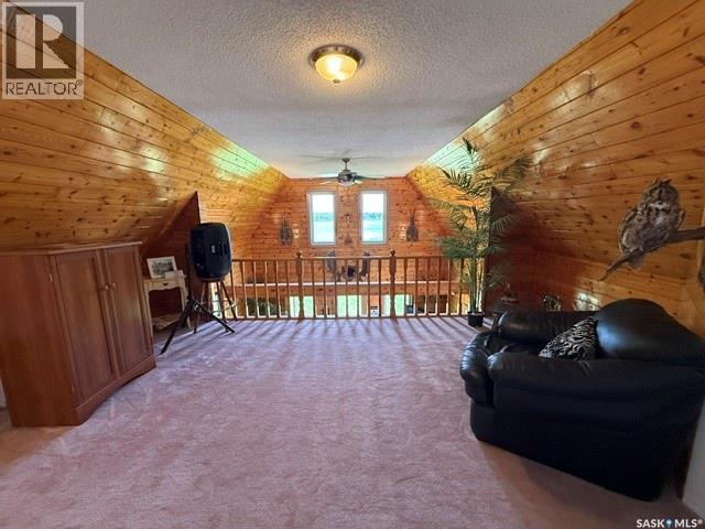 Edgewater Estate Property Photo 28