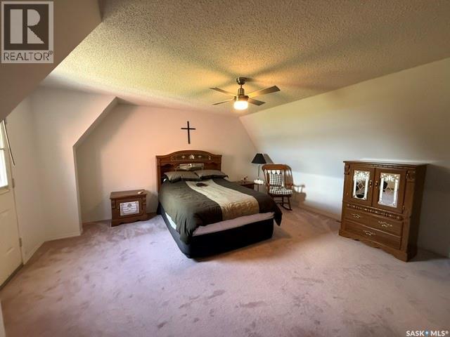 Edgewater Estate Property Photo 32