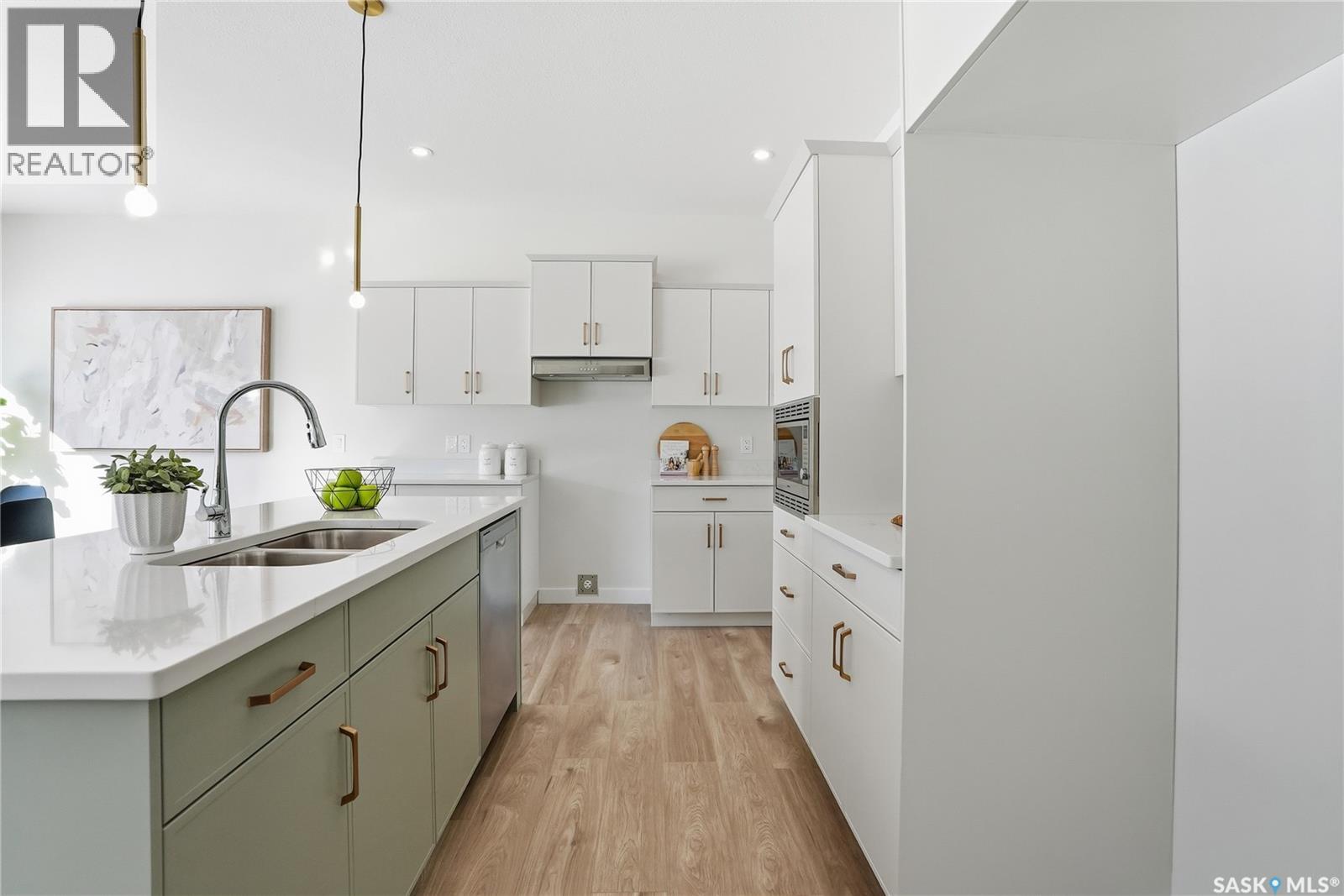 211 Amisk Way Property Photo 6