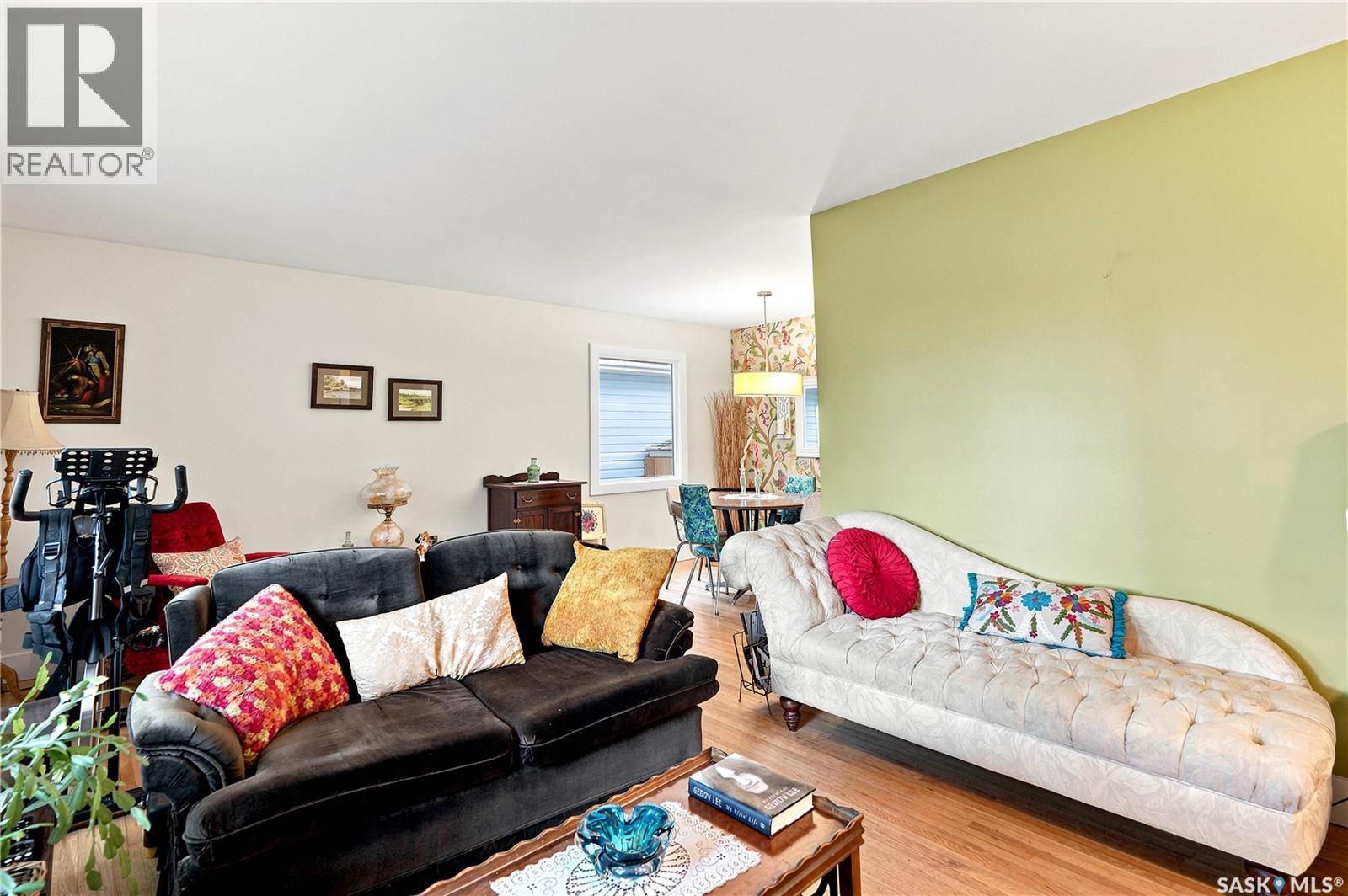 1706 Ewart Avenue Property Photo 7