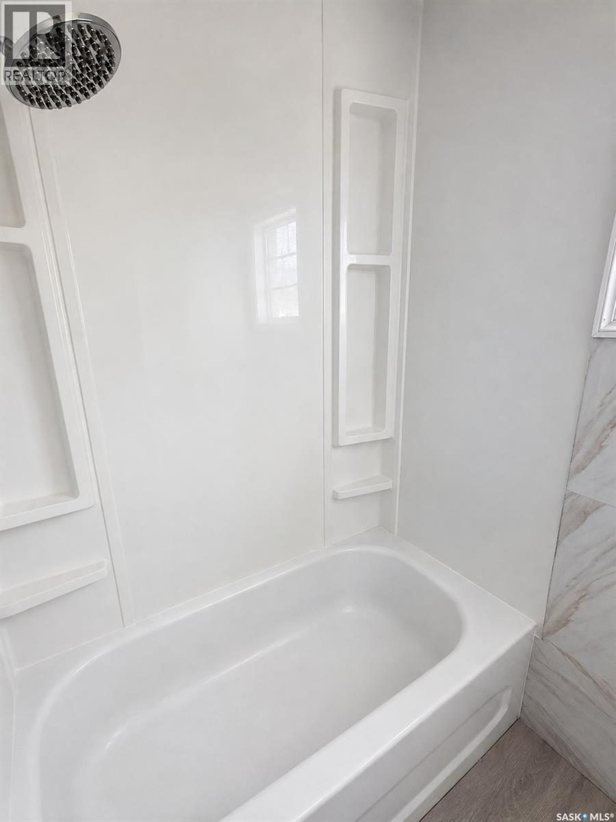 1939 Quebec Street Property Photo 4