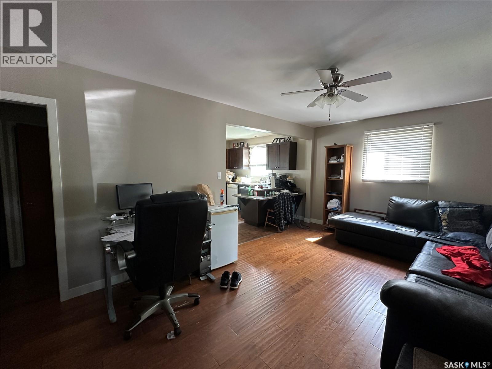 242 Third Avenue N Property Photo 10
