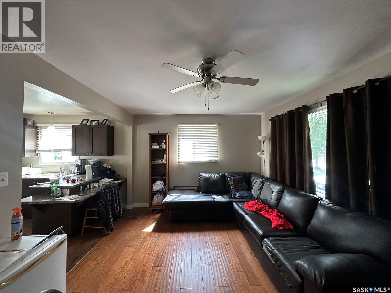 242 Third Avenue N Property Photo 11