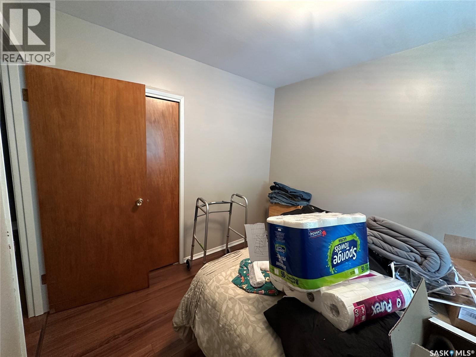 242 Third Avenue N Property Photo 12