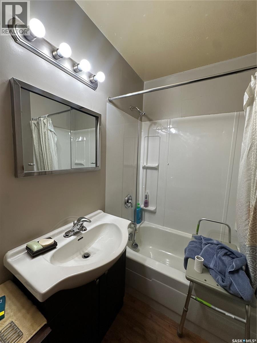 242 Third Avenue N Property Photo 16