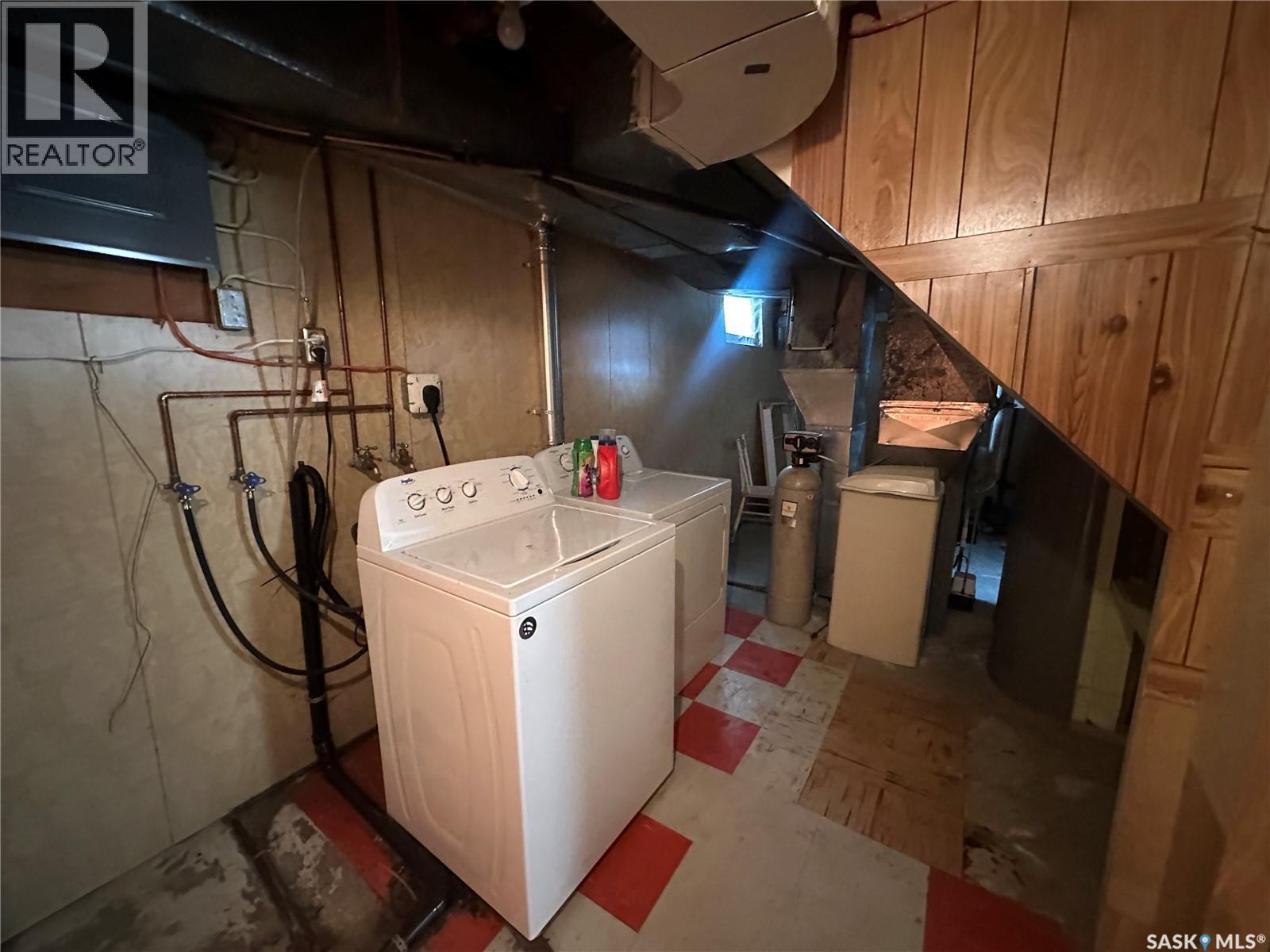 242 Third Avenue N Property Photo 20