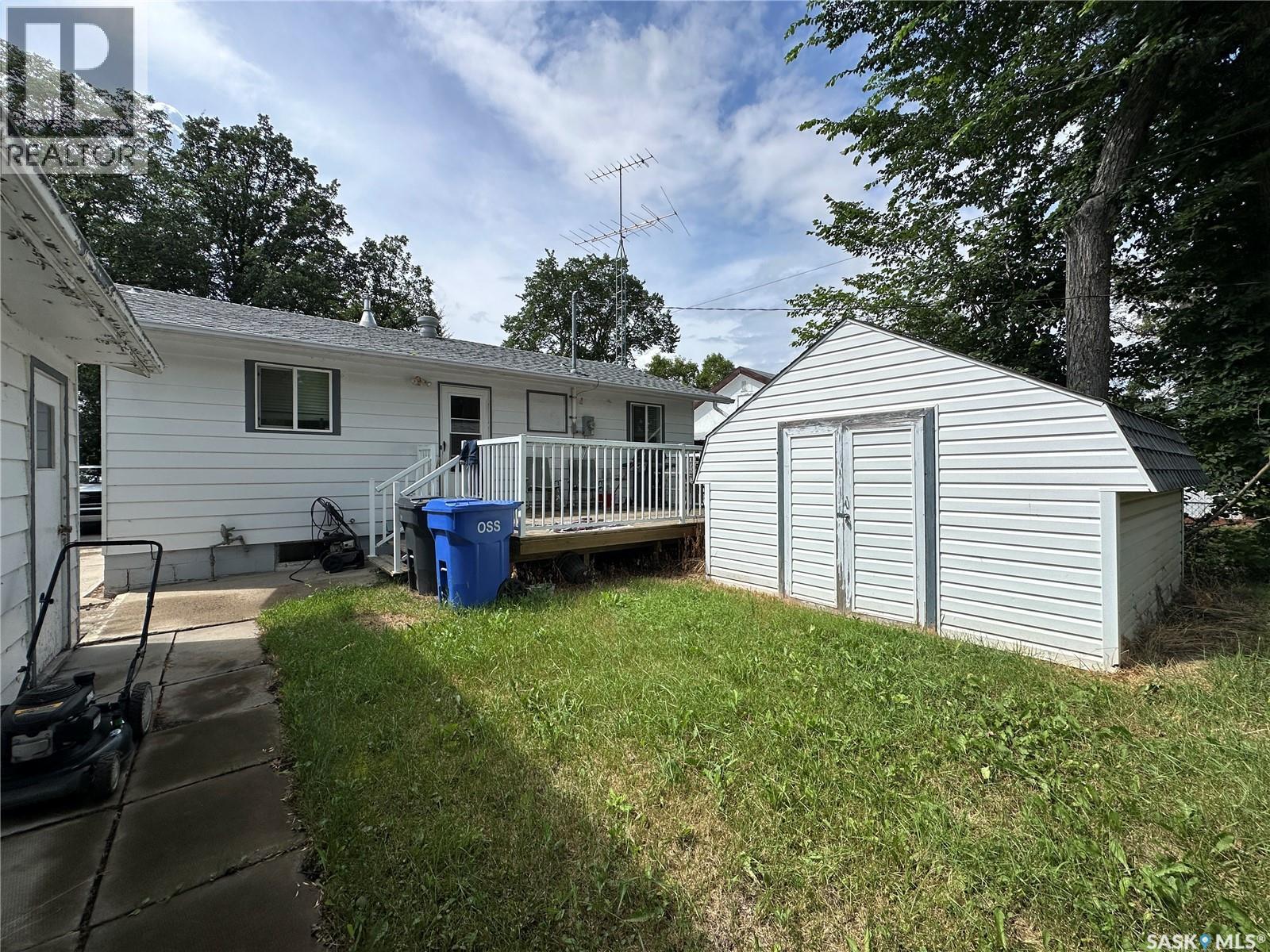 242 Third Avenue N Property Photo 27