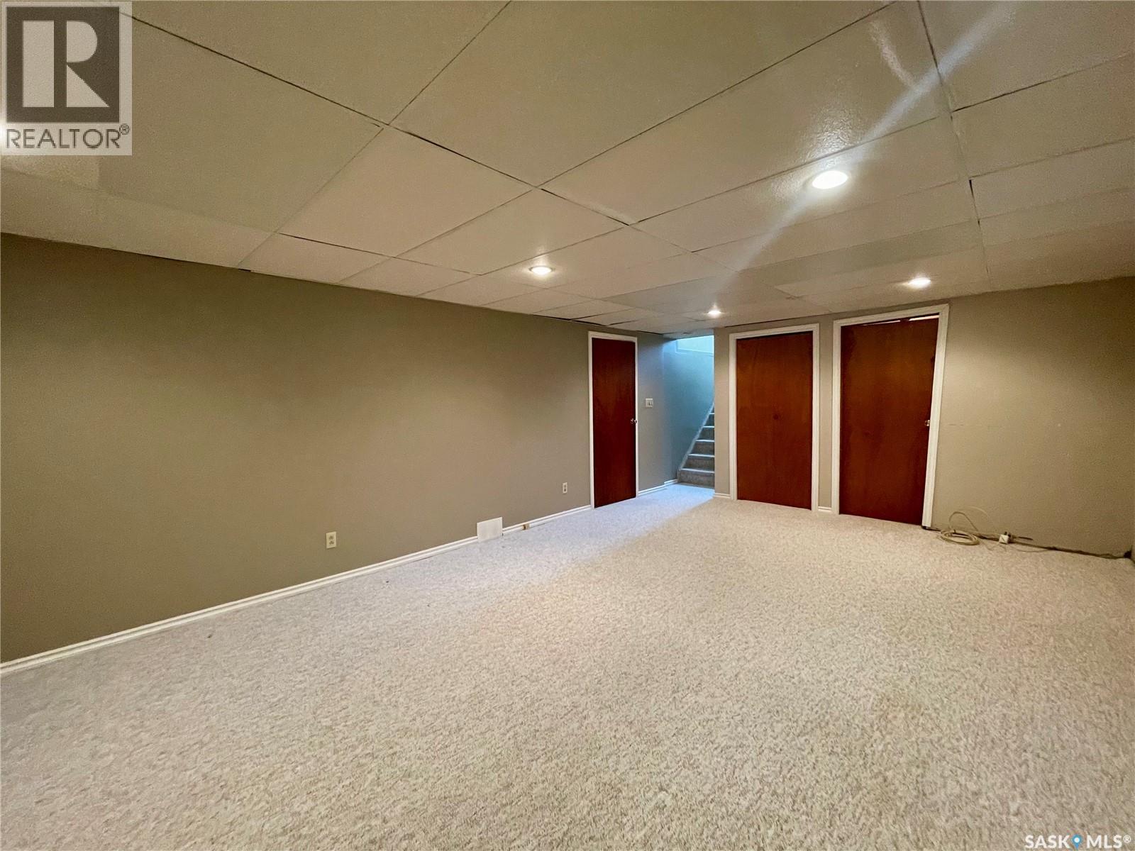 206 Mcintosh Street N Property Photo 22