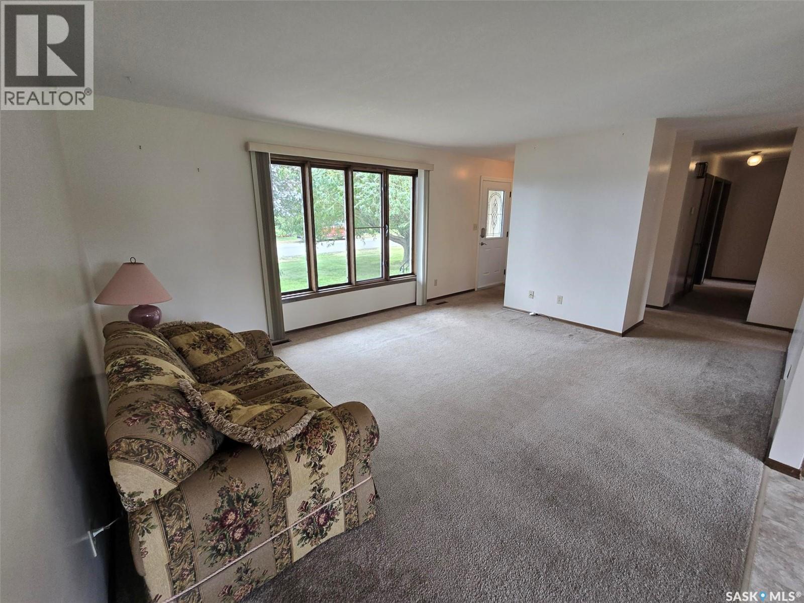 171 Lowestoft Street Property Photo 22