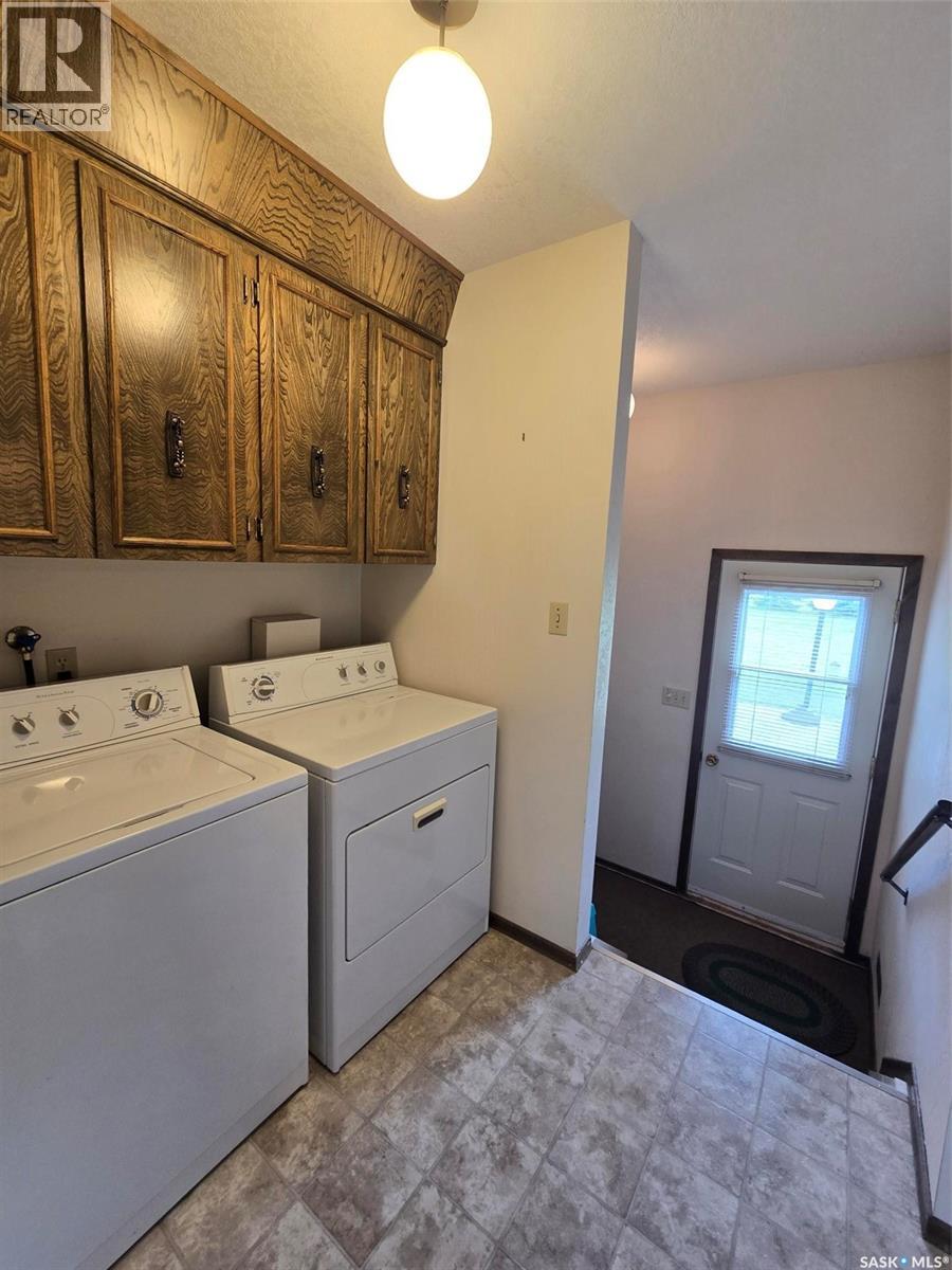 171 Lowestoft Street Property Photo 33