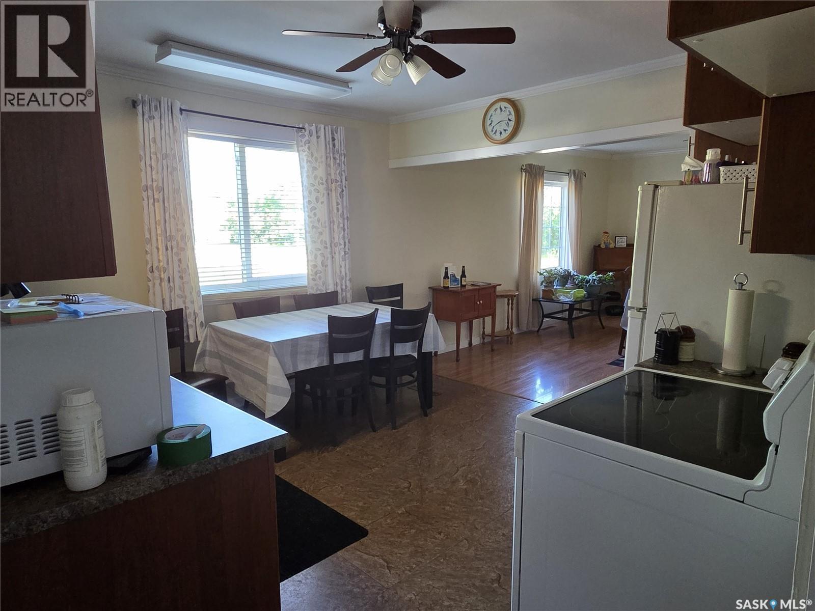 258 Second Street Ne Property Photo 5