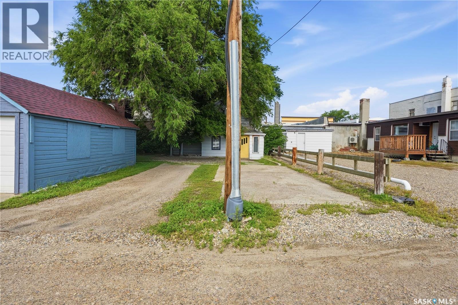 409 Main Street Property Photo 39