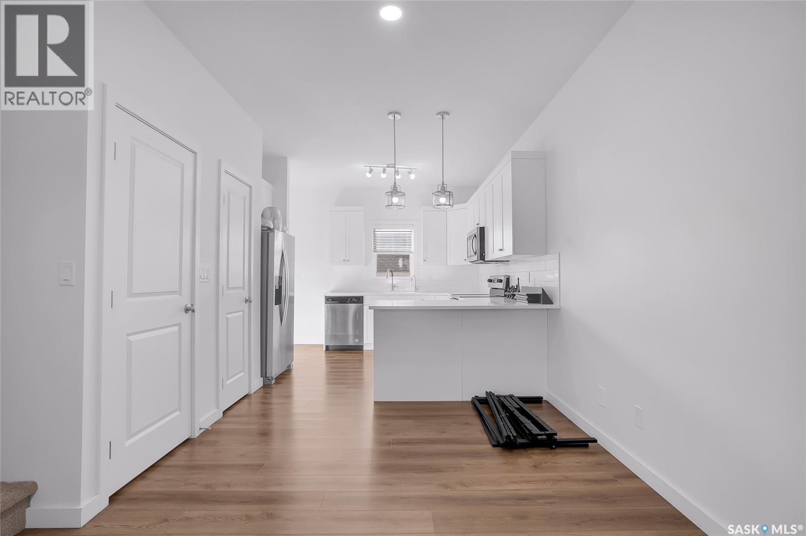 404 Underhill Road Property Photo 8
