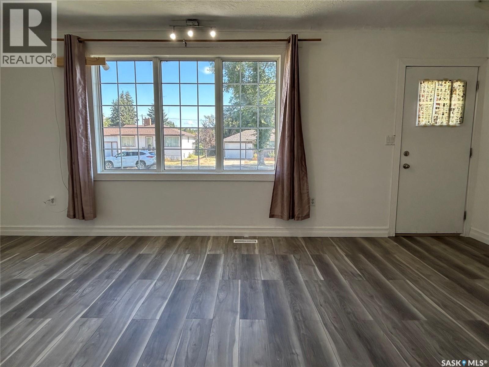 1706 2nd Street Property Photo 3