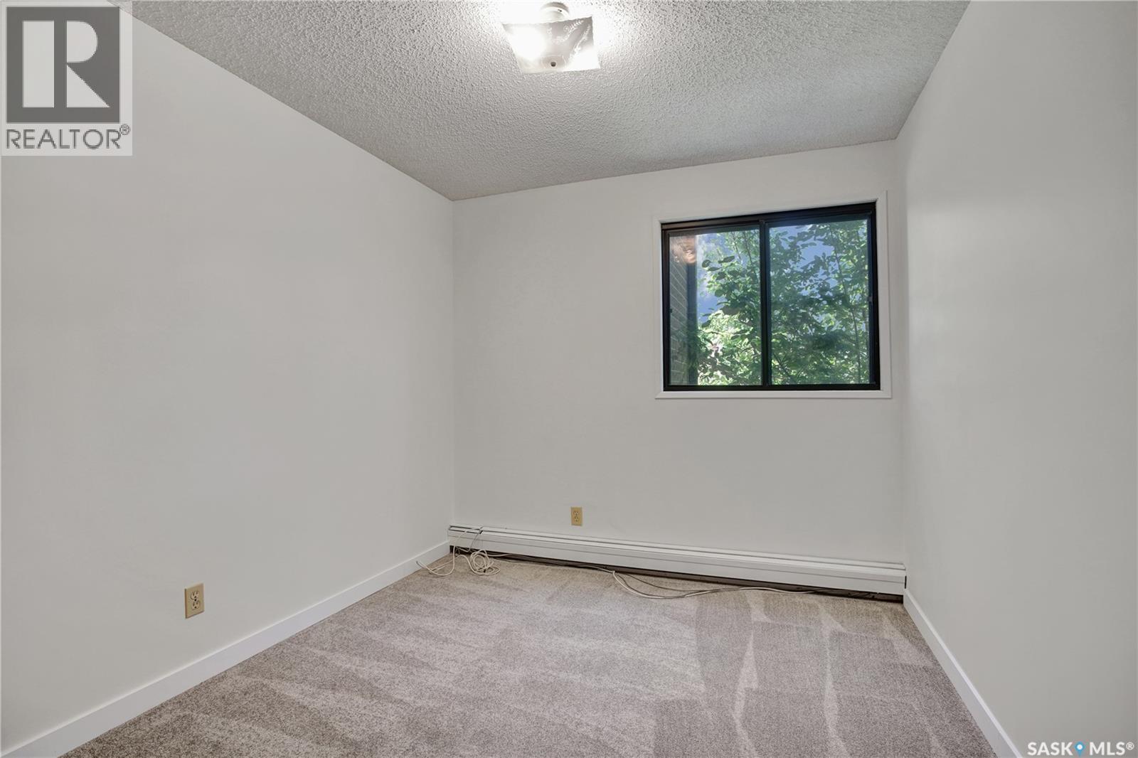 202 403 Tait Court Property Photo 7