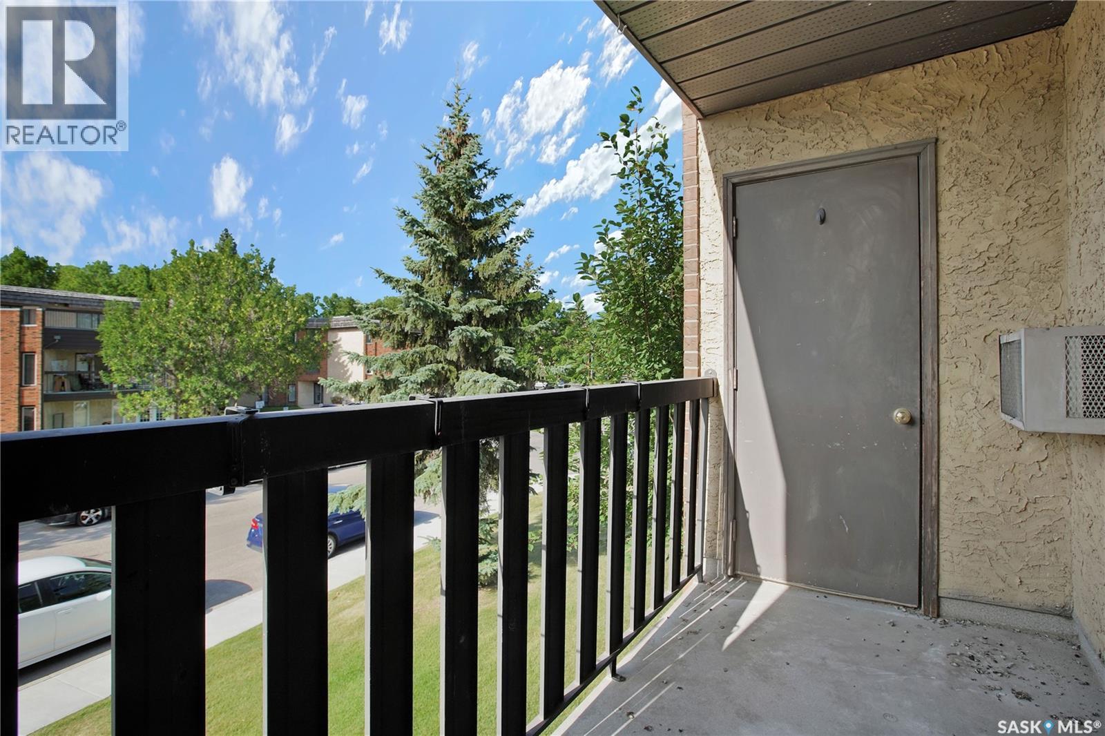 202 403 Tait Court Property Photo 16