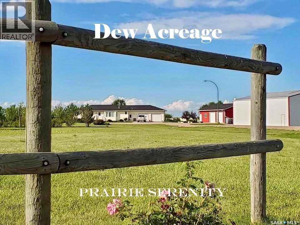 Dew Acreage Property Photo 1
