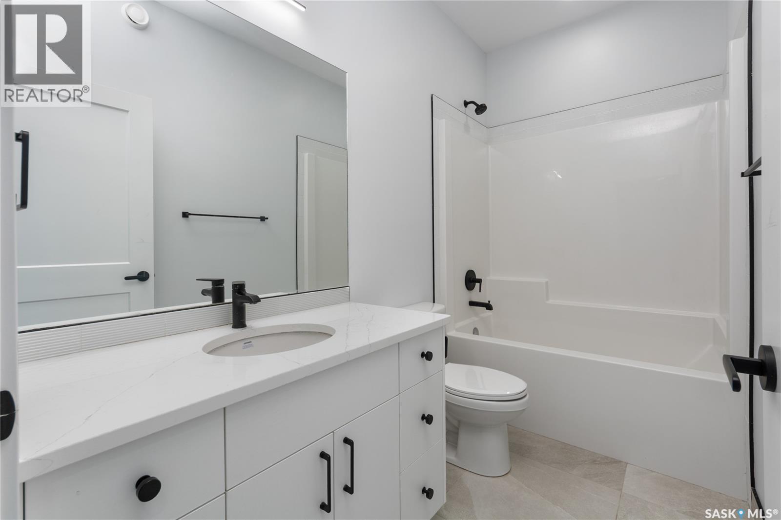 371 Leskiw Bend Property Photo 18