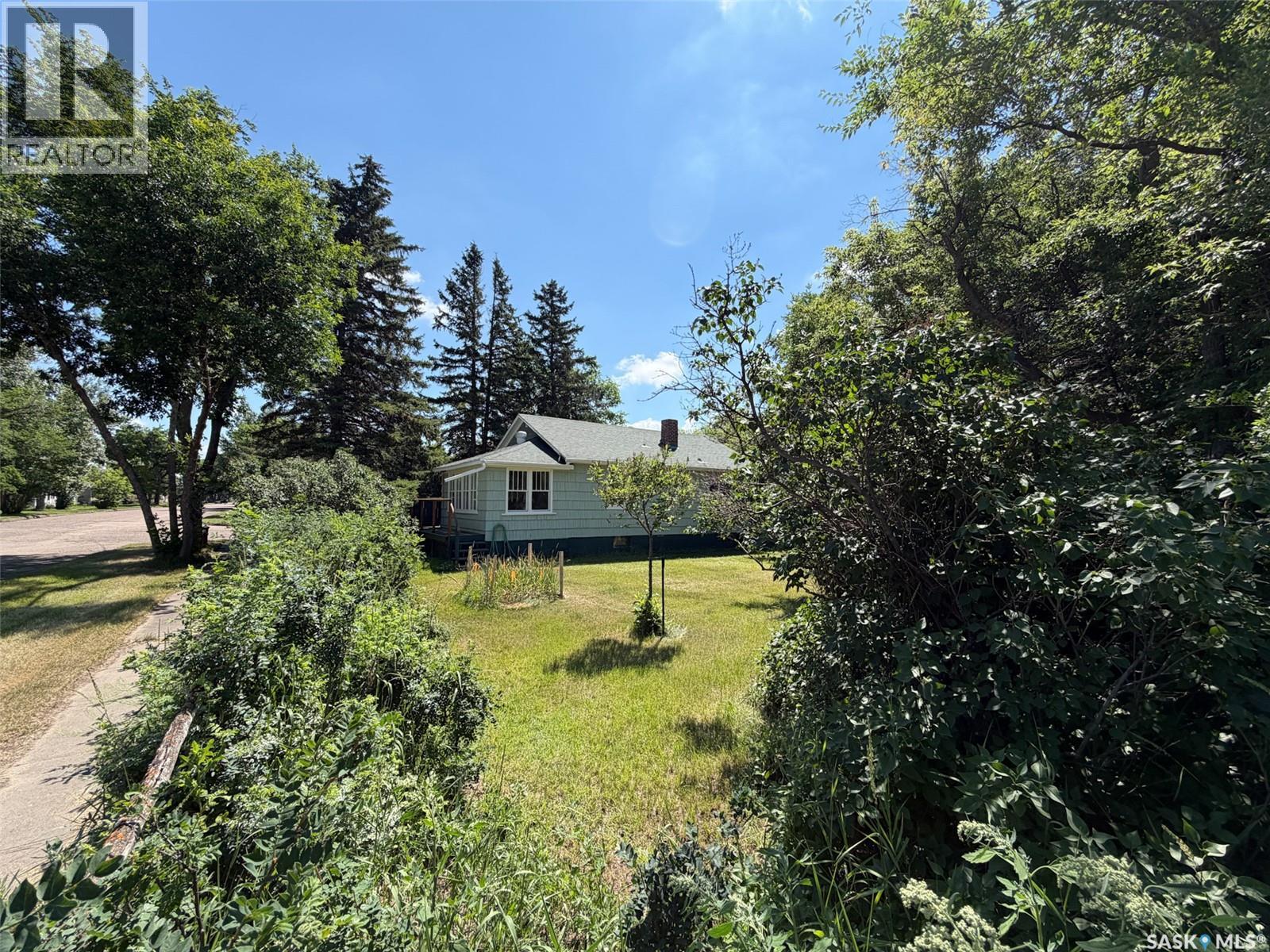 604 Front Street Property Photo 1