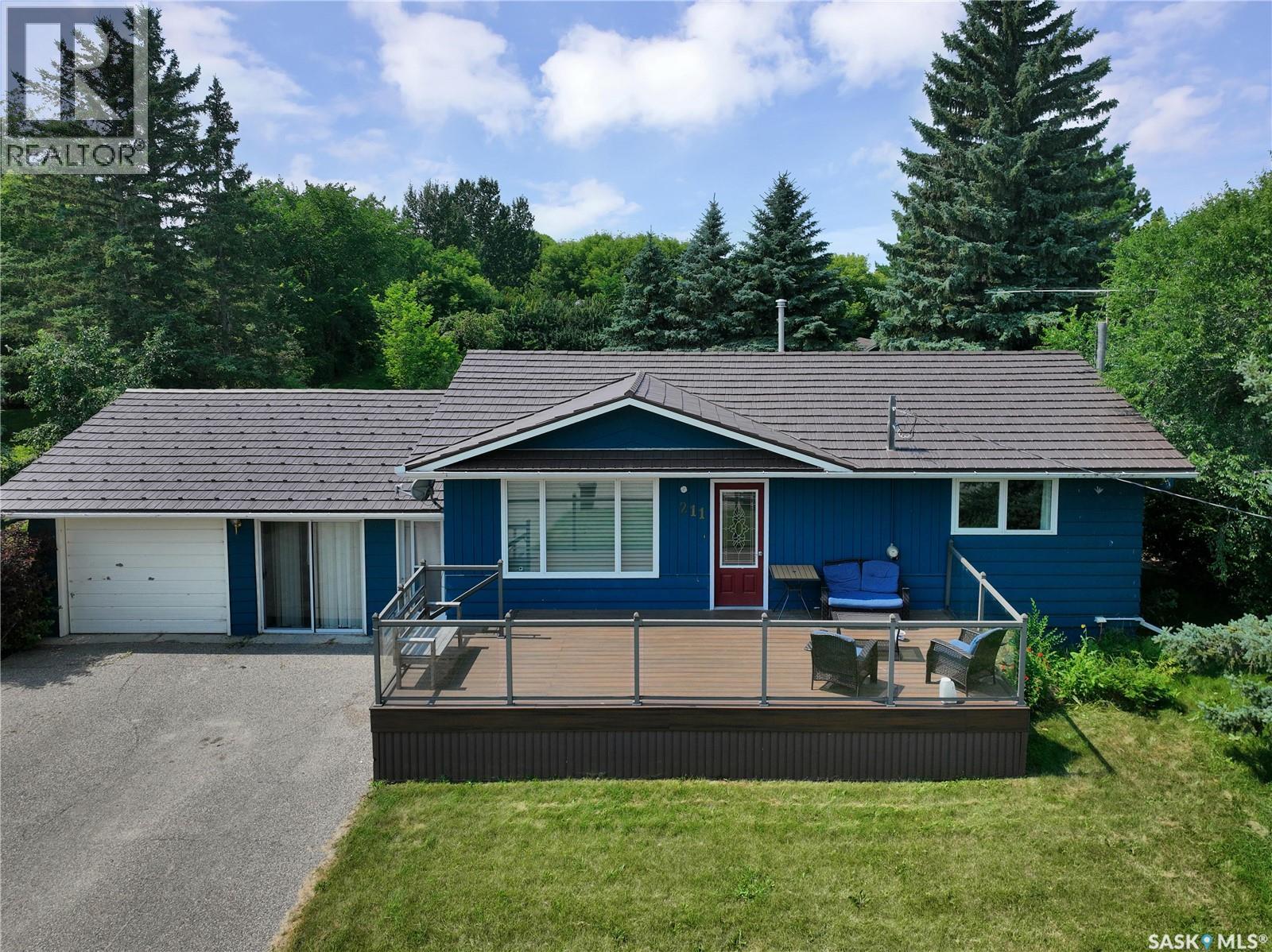 211 Persson Street Property Photo 1