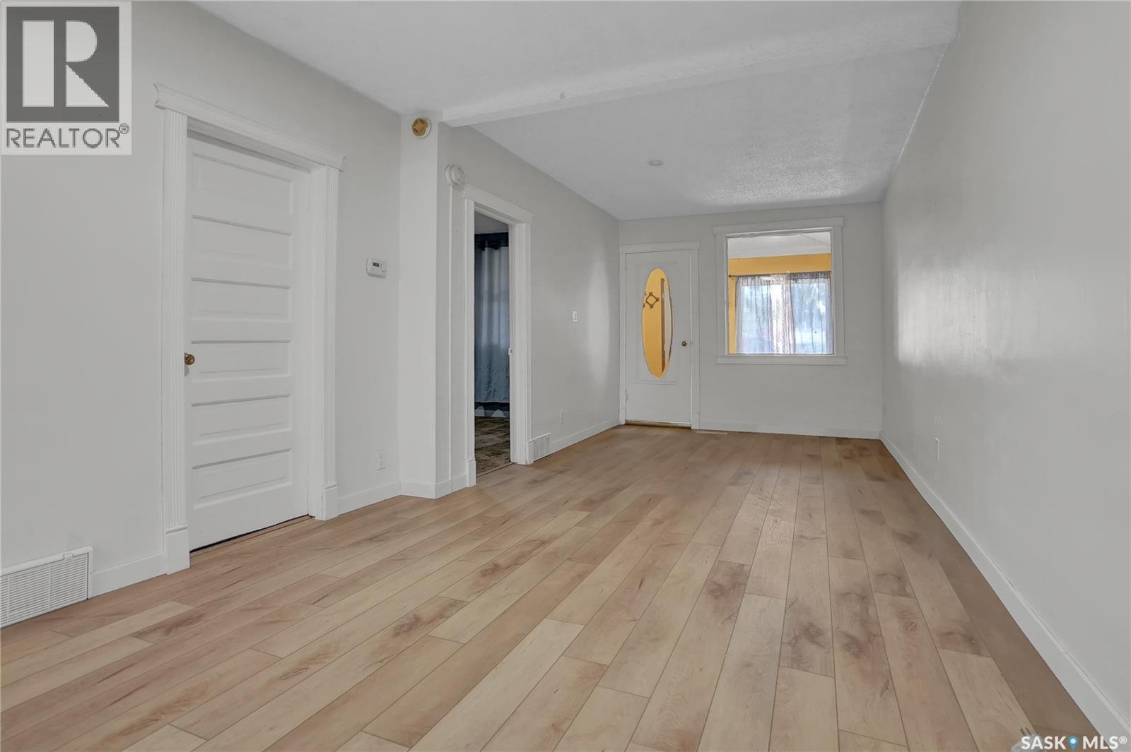 840 Grey Avenue Property Photo 11