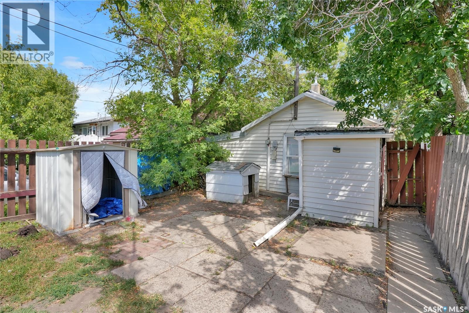 840 Grey Avenue Property Photo 27
