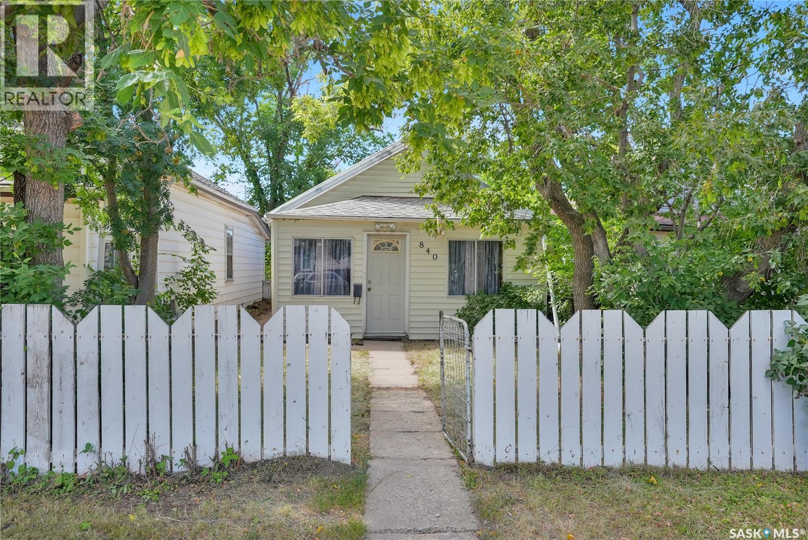 840 Grey Avenue Property Photo 28