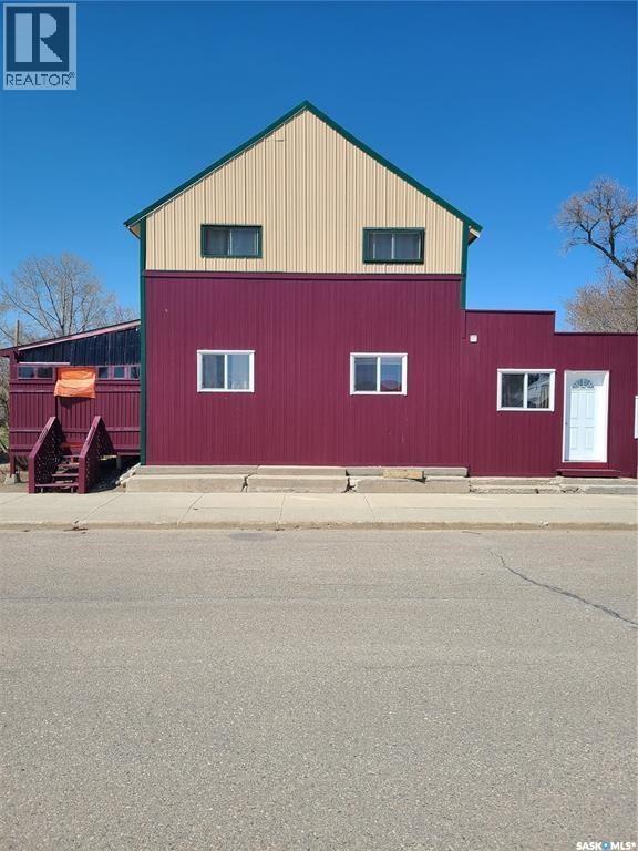 48 Main Street Property Photo 1