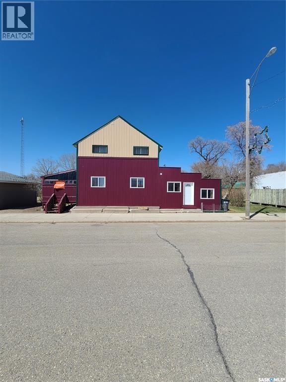 48 Main Street Property Photo 2