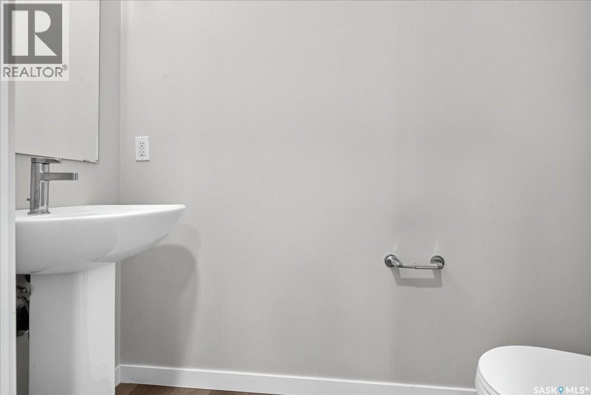 3296 Favel Drive Property Photo 15