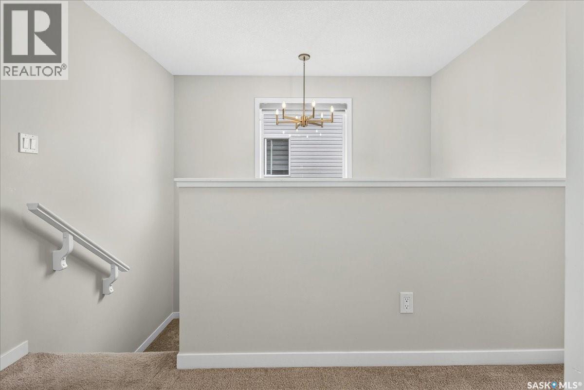 3296 Favel Drive Property Photo 18