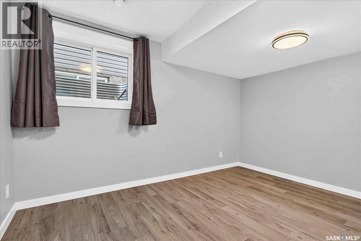 3296 Favel Drive Property Photo 28