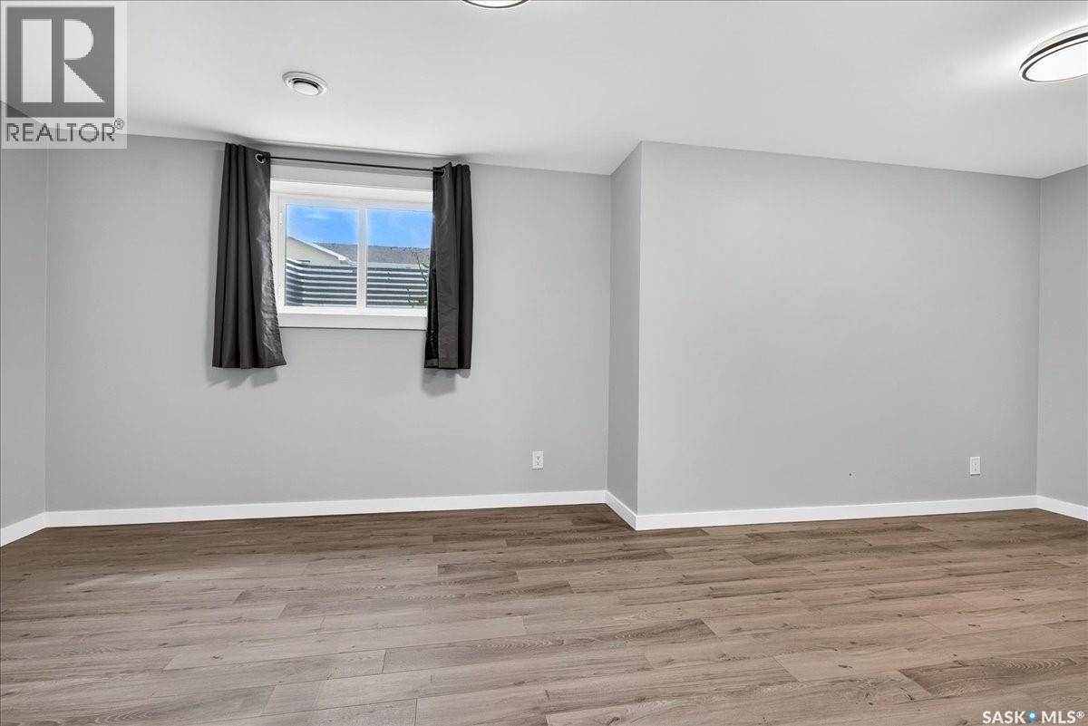 3296 Favel Drive Property Photo 30