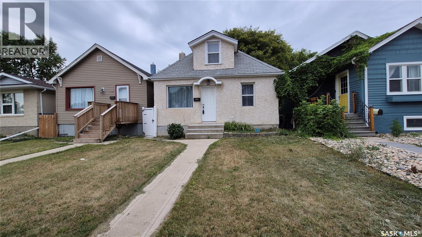2164 Reynolds STREET Property Photo 1