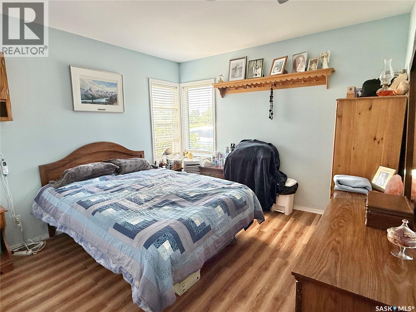 315 3rd Avenue W Property Photo 8