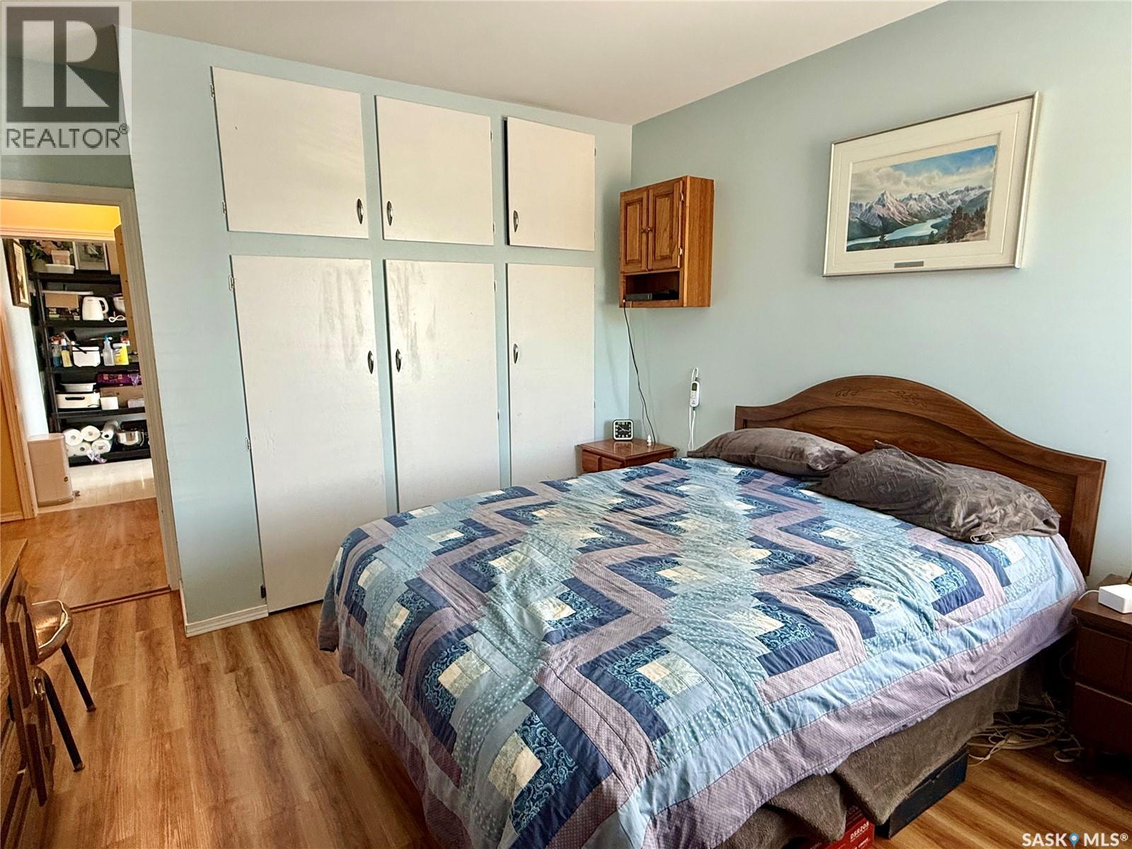 315 3rd Avenue W Property Photo 9