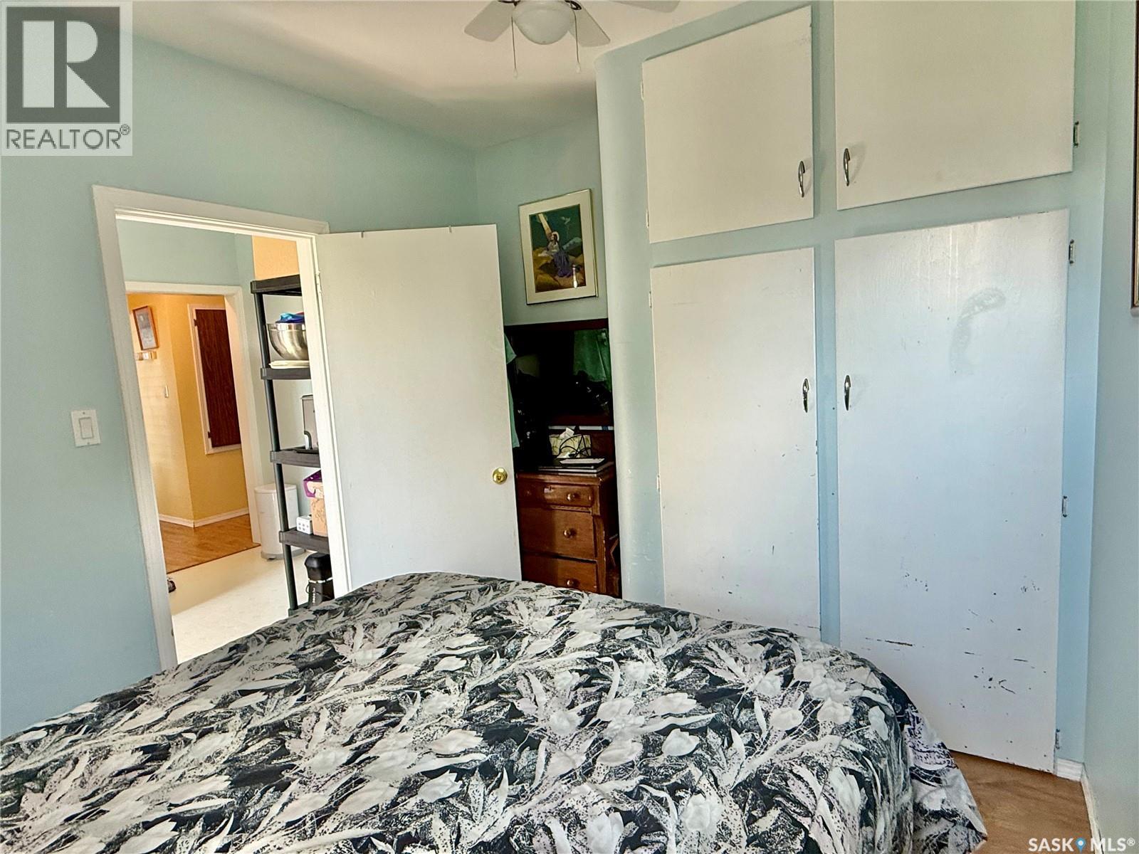 315 3rd Avenue W Property Photo 14