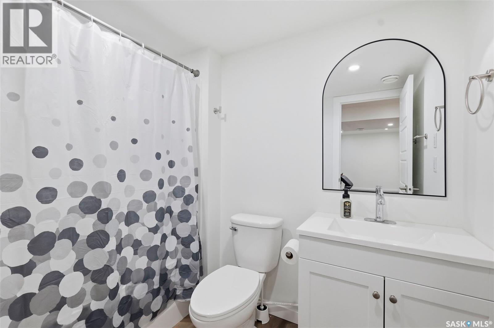 421 Germain Manor Property Photo 30