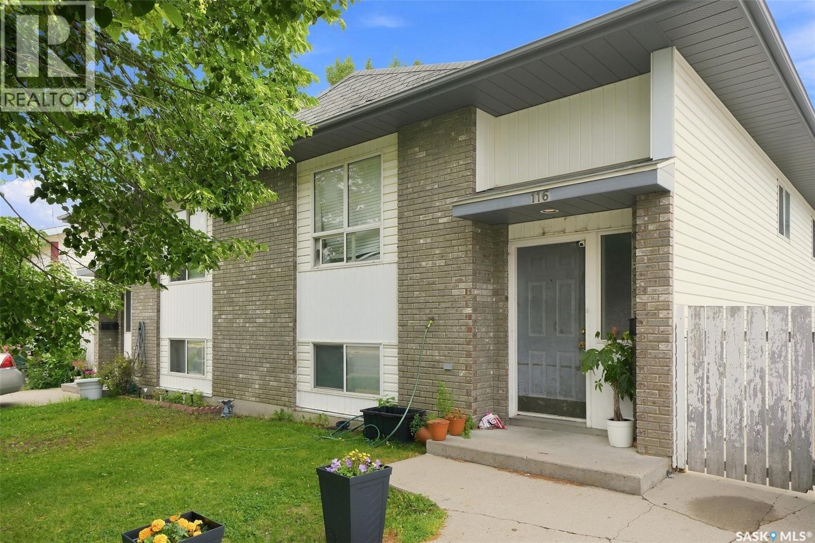 114 - 116 Barber Crescent Property Photo 5