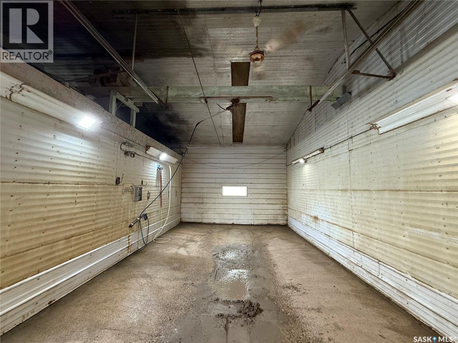 406 - 410 Railway Avenue Property Photo 12
