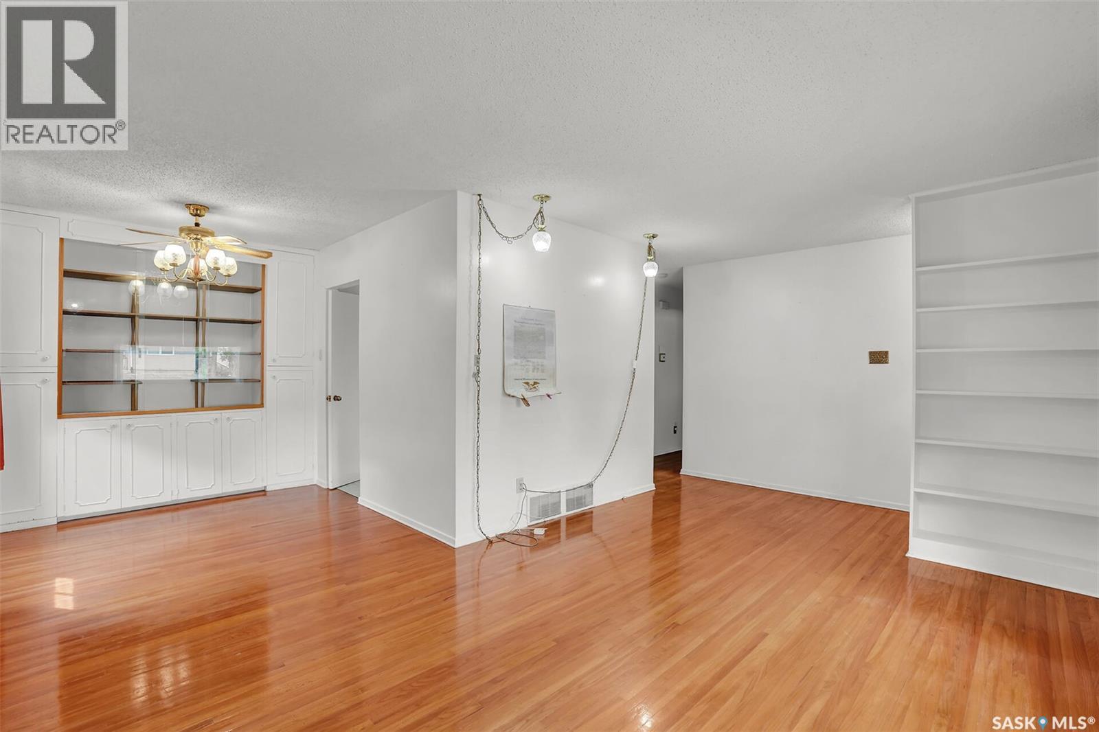 4825 Sherwood Drive Property Photo 7