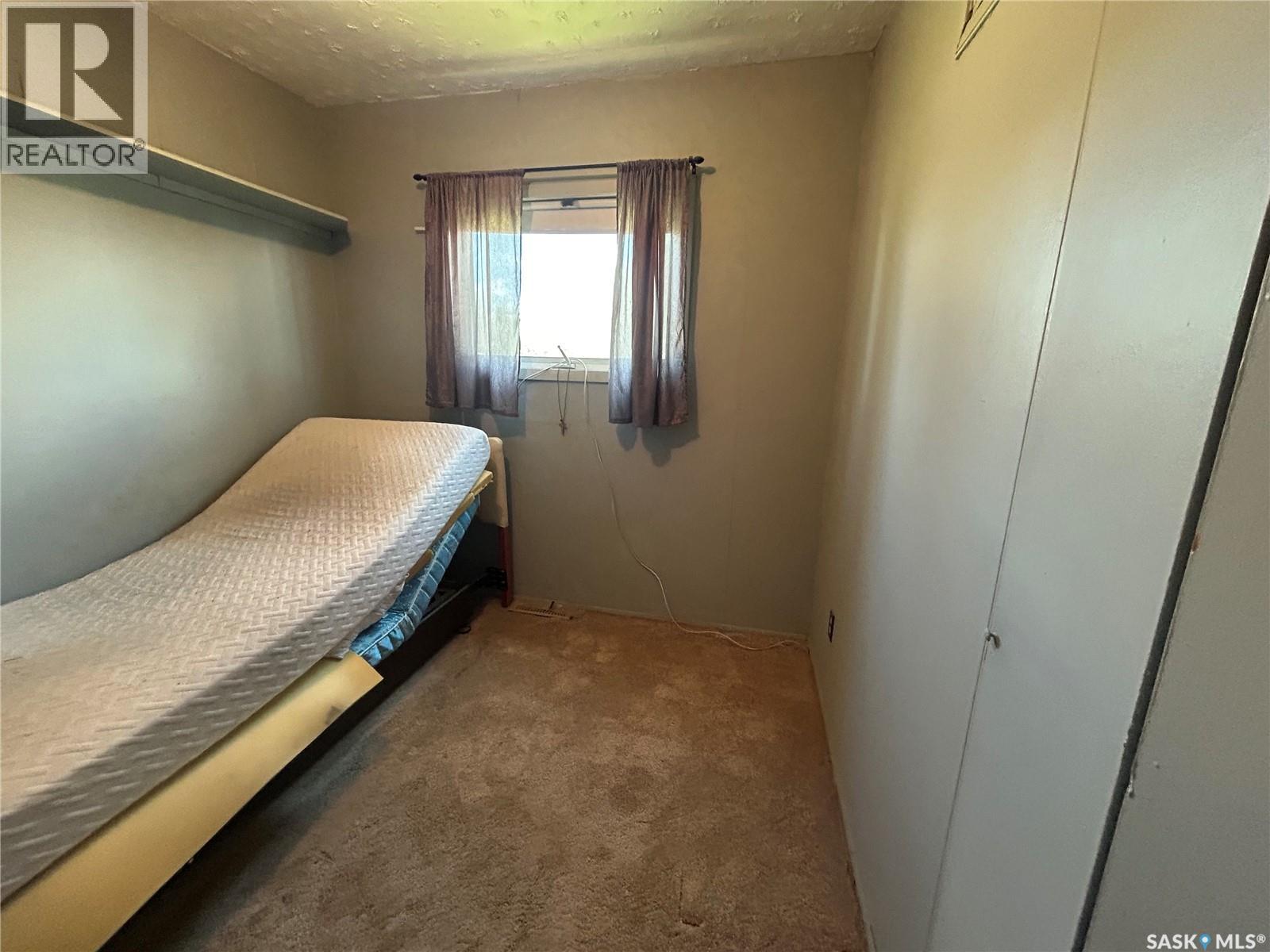 929 Brown Street Property Photo 4