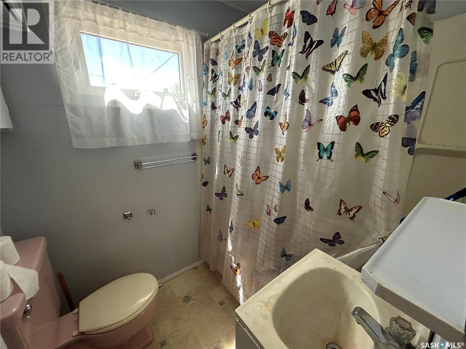 929 Brown Street Property Photo 5