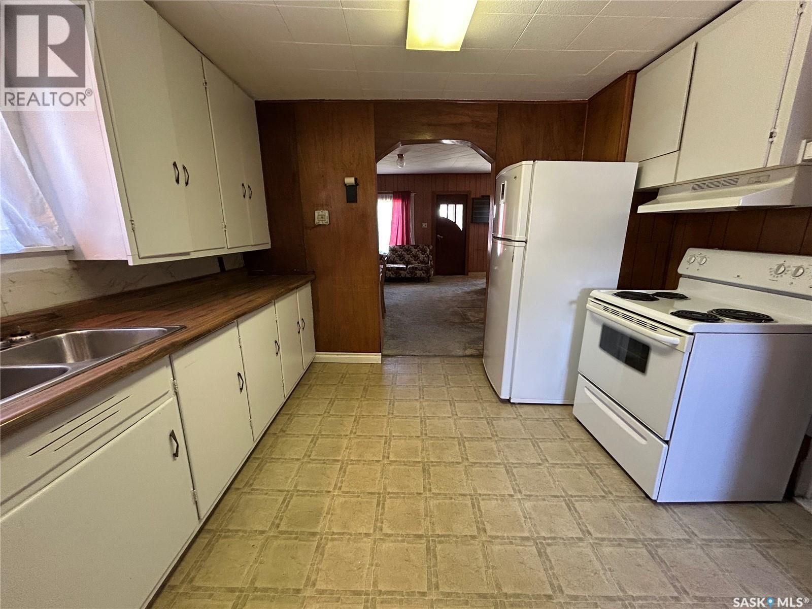 929 Brown Street Property Photo 6