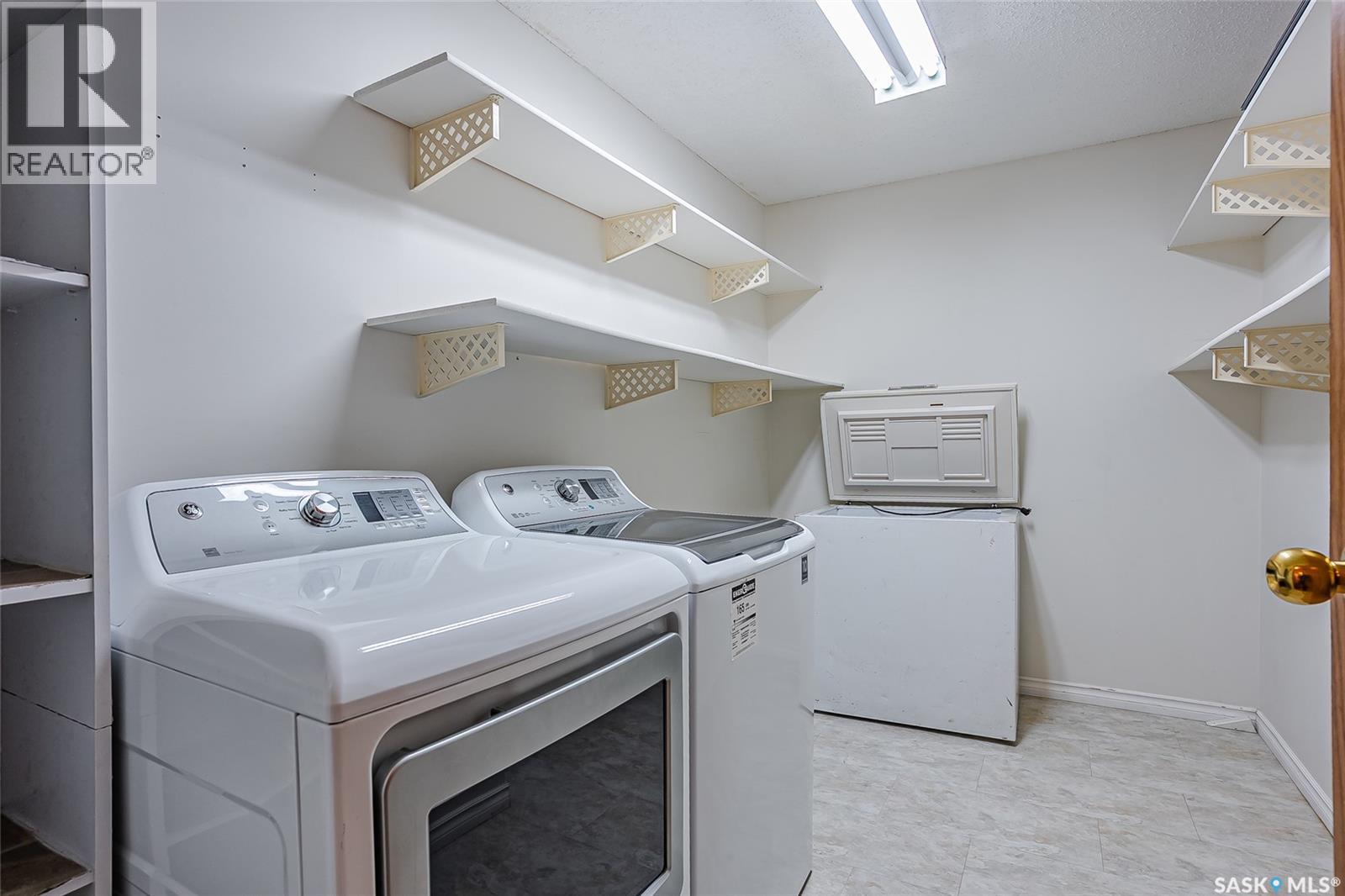 614 310 Stillwater Drive Property Photo 18