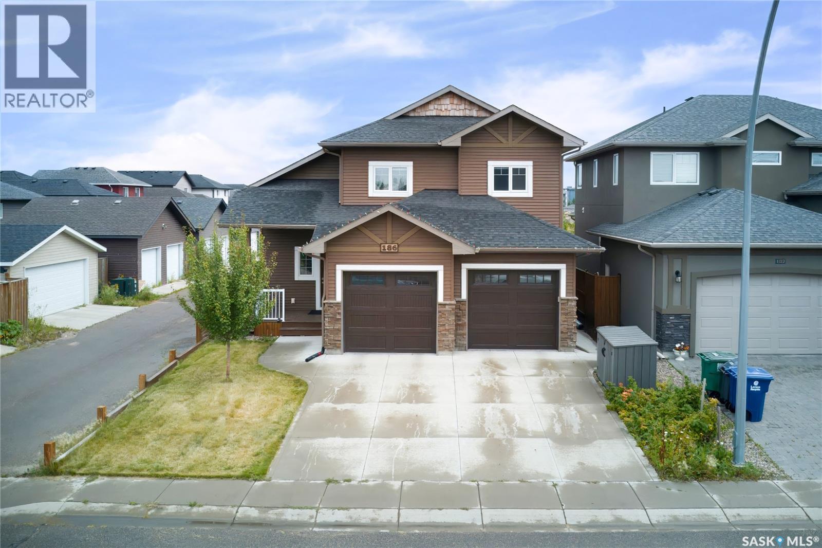 186 Boykowich Bend Property Photo 1