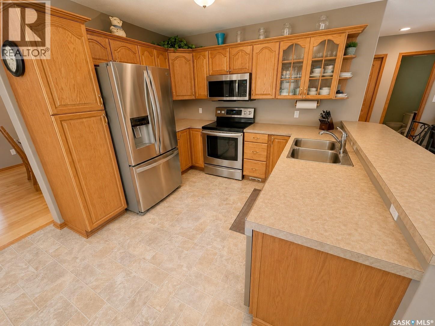 Mcdonald Acreage Property Photo 2