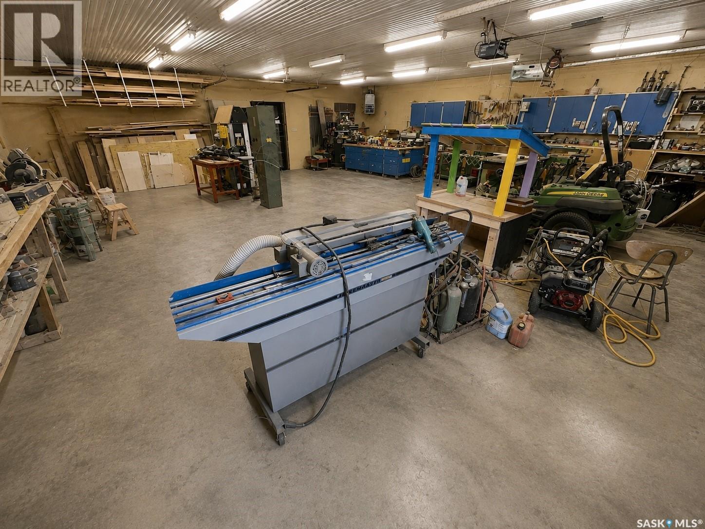 Mcdonald Acreage Property Photo 40