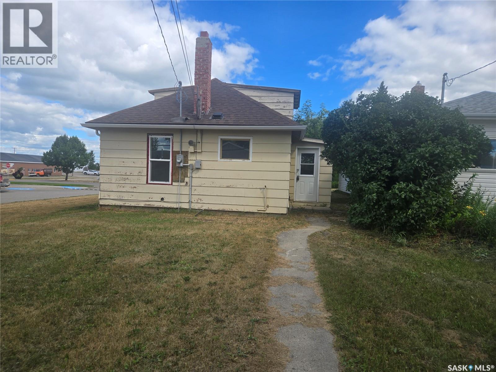419 Main Street Property Photo 4