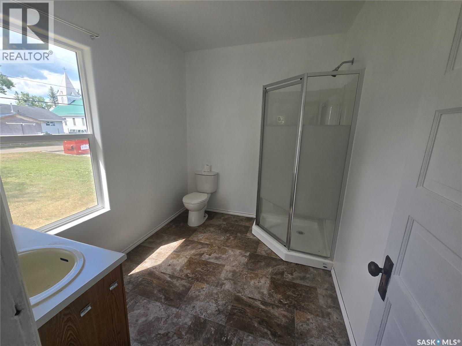 419 Main Street Property Photo 12